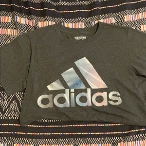 Adidas to go tee